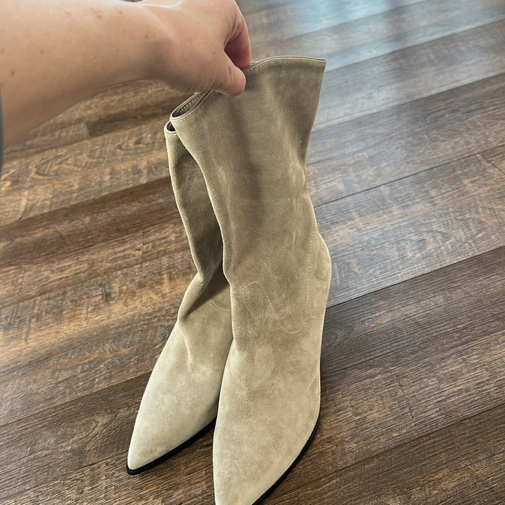Paige Landyn Boot in Stone - Picture 12 of 16